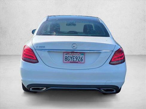 Used 2018 Mercedes-Benz C 300 Sedan image 7