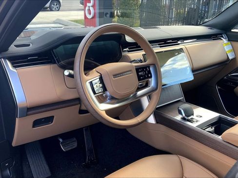 New 2026 Land Rover Range Rover SE AWD/4WD image 8