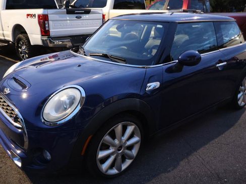 Used 2015 MINI Cooper S FWD image 9