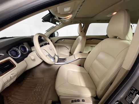 Used 2013 Volvo XC70 T6 image 14