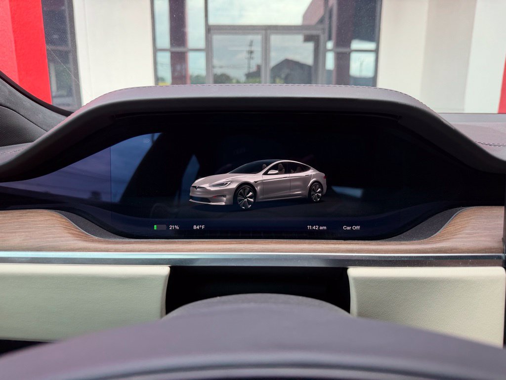 Used 2022 Tesla Model S AWD/4WD image 14