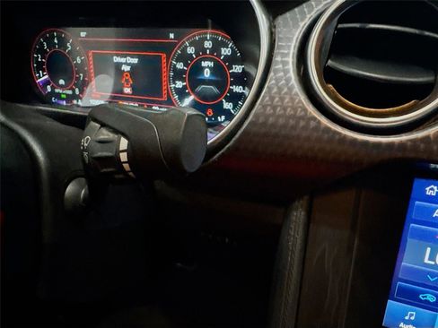 Used 2018 Ford Mustang Premium w/ Ecoboost Performance Package image 6