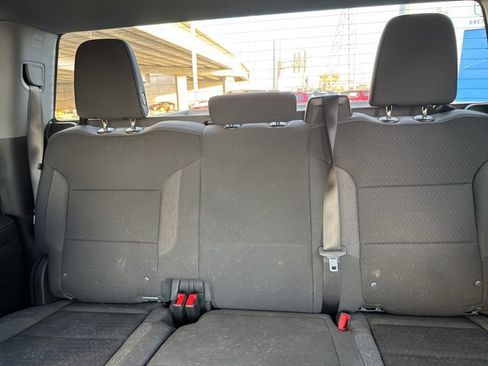 Used 2024 Chevrolet Silverado 1500 LT image 11