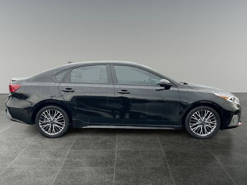 Used 2024 Kia Forte GT-Line w/ GT-Line Premium Package image 8