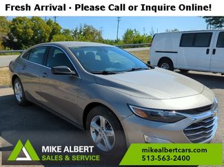 Used 2023 Chevrolet Malibu LS image 1