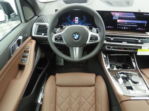 New 2026 BMW X5 xDrive40i w/ M Sport Package image 10