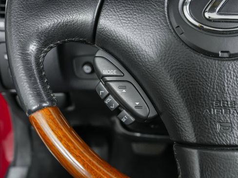 Used 2006 Lexus SC 430 Convertible image 39