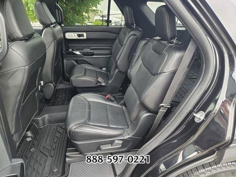 Used 2021 Ford Explorer ST w/ Equipment Group 401A AWD/4WD image 12
