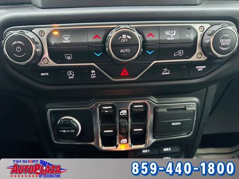 Used 2021 Jeep Wrangler Unlimited Sport image 34