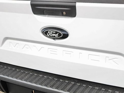 New 2025 Ford Maverick XLT w/ XLT Luxury Package image 10