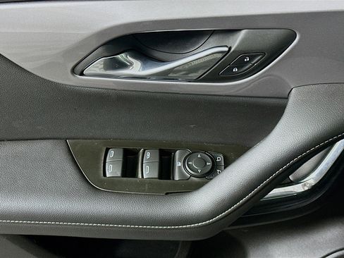 Used 2025 Chevrolet Blazer LT image 15