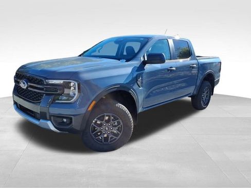 New 2025 Ford Ranger XLT w/ FX4 Off-Road Package image 2