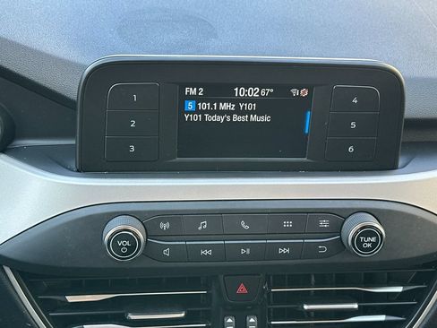 Used 2022 Ford Escape S FWD image 21
