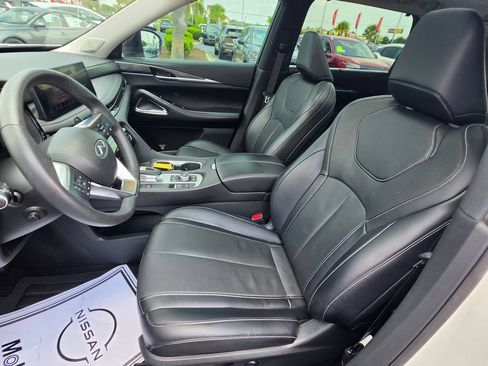 Used 2023 INFINITI QX60 Luxe w/ Performance Audio Package FWD image 22