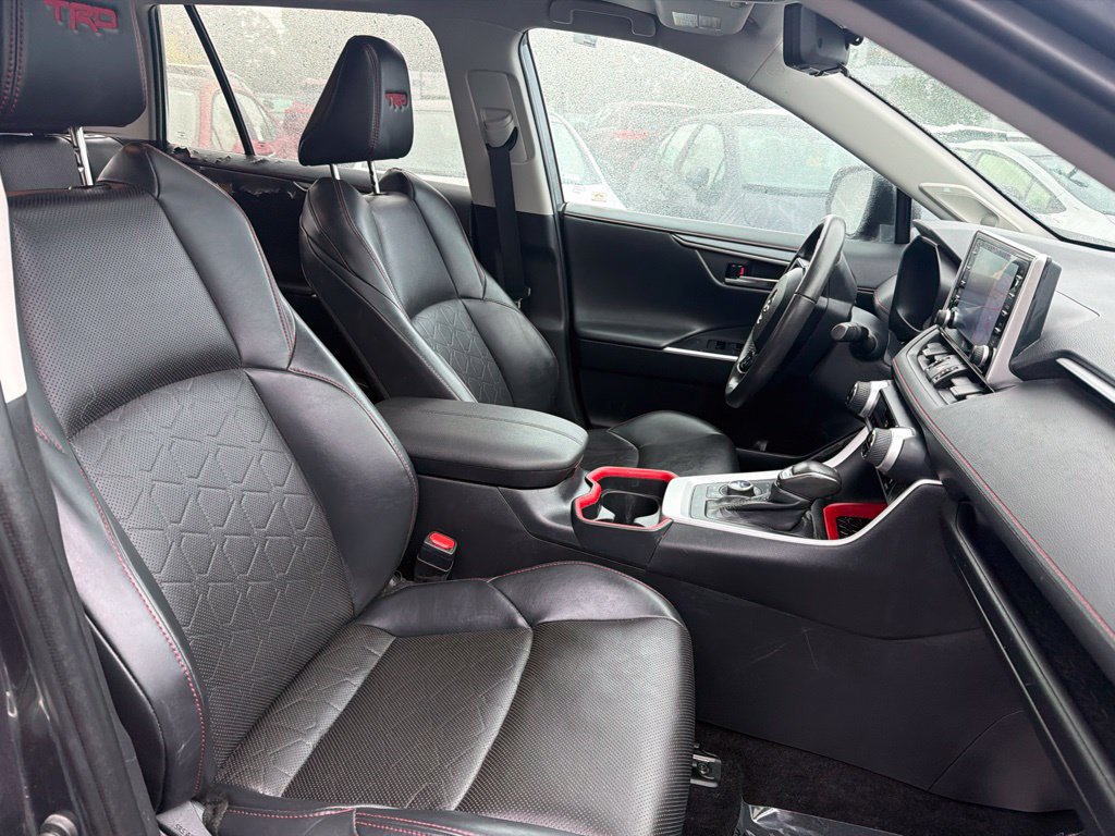 Used 2020 Toyota RAV4 TRD Off-Road AWD/4WD image 10