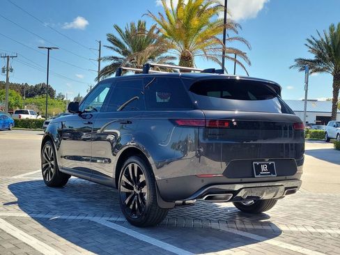 New 2026 Land Rover Range Rover Sport SE AWD/4WD image 3