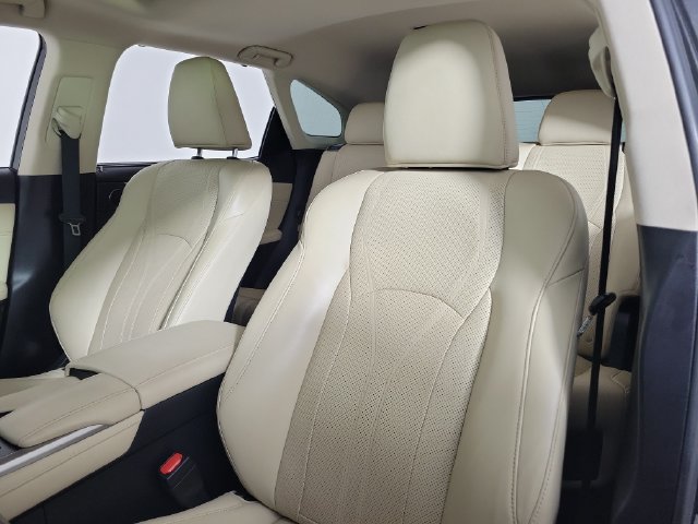 Used 2022 Lexus RX 350L Luxury w/ Accessory Package (Z1) FWD image 20