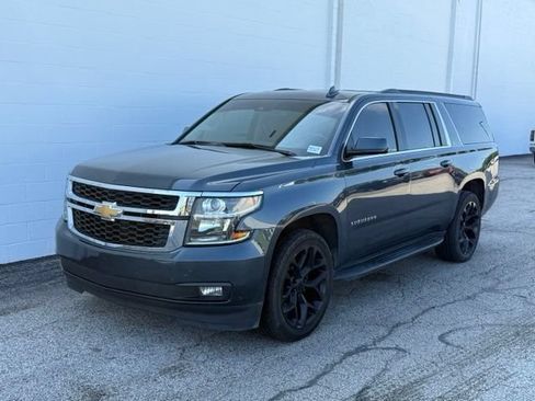 Used 2020 Chevrolet Suburban LT AWD/4WD image 35