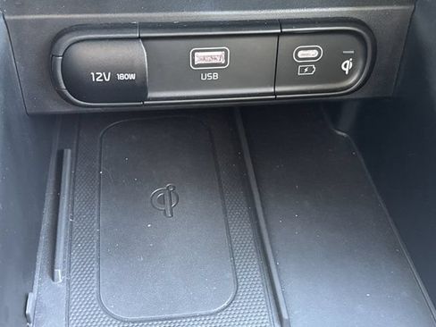 Used 2025 Kia Telluride EX FWD image 25