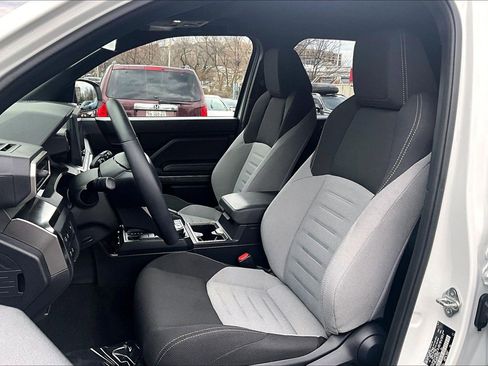 Used 2025 Toyota 4Runner TRD Off-Road image 23