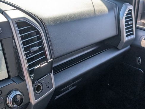 Used 2018 Ford F150 Platinum w/ Equipment Group 701A Luxury image 29