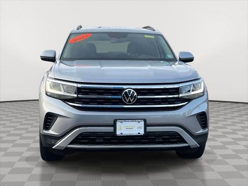 Used 2023 Volkswagen Atlas SE image 2