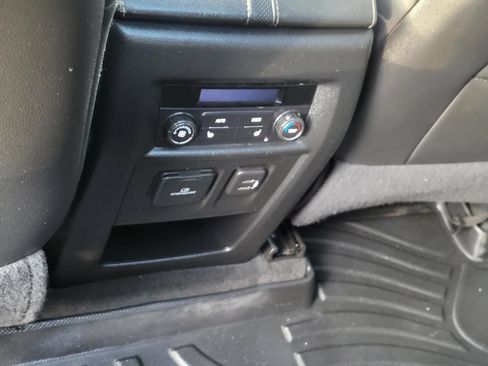 Used 2023 Chevrolet Traverse Premier w/ Redline Edition FWD image 22