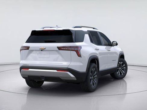 New 2027 Chevrolet Equinox LT w/ Safety and Technology Package FWD image 4