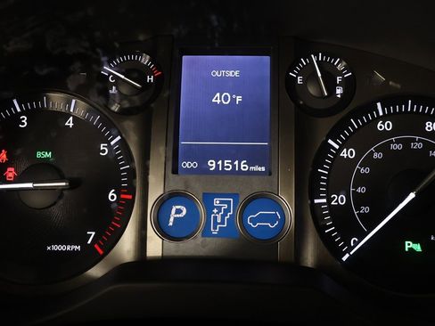 Used 2018 Lexus GX 460 image 40