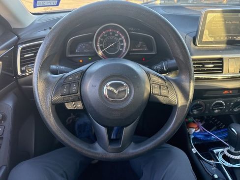 Used 2015 MAZDA MAZDA3 i Sport image 9