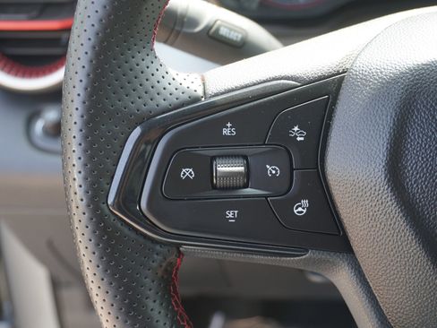Used 2024 Chevrolet Trax RS FWD image 16