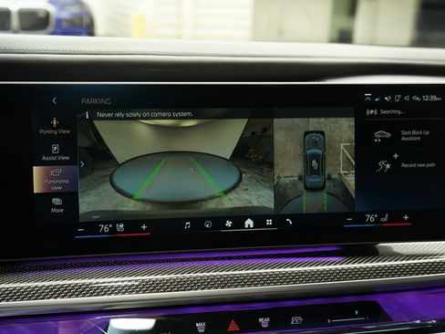 Used 2023 BMW 760i xDrive image 17