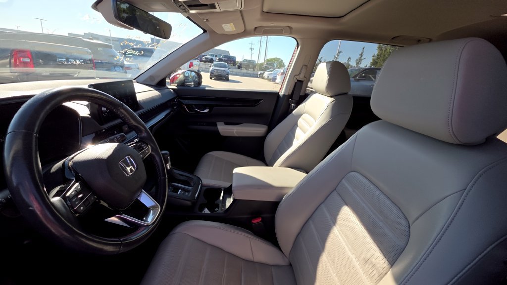 Used 2024 Honda CR-V EX-L image 11