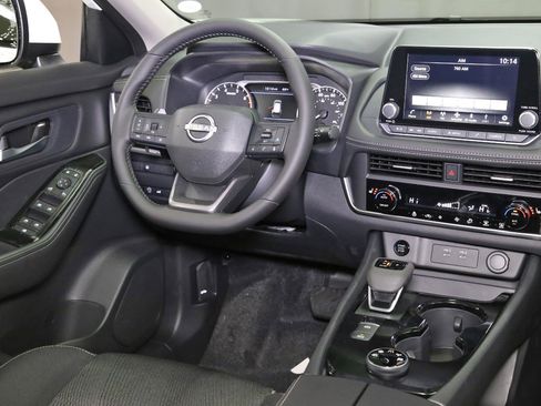 New 2026 Nissan Rogue SV image 4