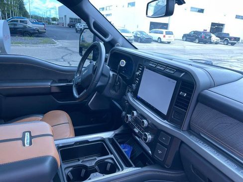 Used 2023 Ford F250 Platinum w/ Tremor Off-Road Package AWD/4WD image 2