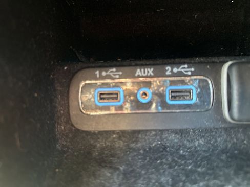 Used 2018 Jeep Grand Cherokee Laredo image 29