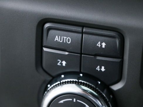Used 2024 GMC Sierra 2500 AT4 AWD/4WD image 22