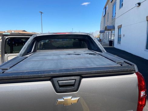 Used 2008 Chevrolet Avalanche LT w/ LT Preferred Equipment Group AWD/4WD image 18