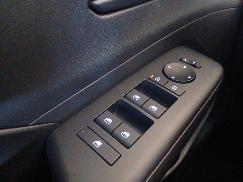 New 2027 Hyundai Kona SEL Sport FWD image 17
