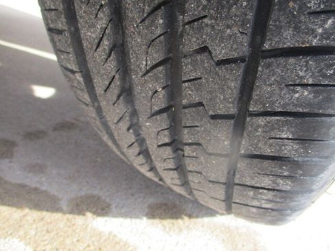 Used 2004 Toyota Sienna XLE 4 Door FWD**1 Owner/Leathe image 12