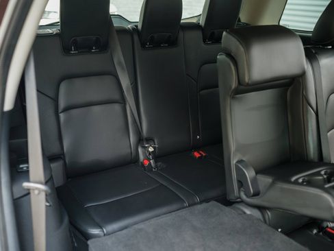 Used 2022 Nissan Pathfinder SL w/ SL Black Package image 27