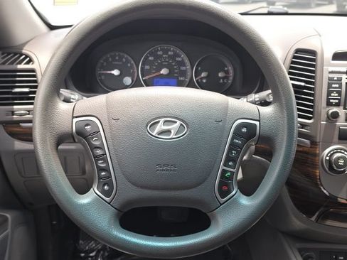 Used 2010 Hyundai Santa Fe GLS AWD/4WD image 9