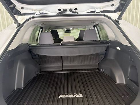Used 2024 Toyota RAV4 XLE w/ Convenience Package FWD image 24