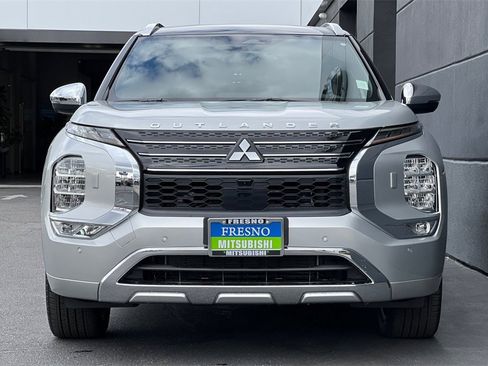 New 2025 Mitsubishi Outlander SEL image 10