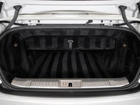 Used 2017 Rolls-Royce Dawn image 66