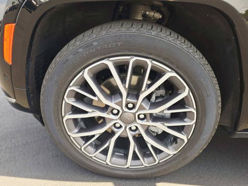 Used 2025 Jeep Grand Cherokee L Summit AWD/4WD image 23