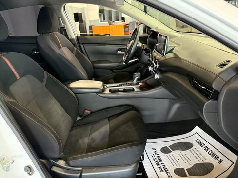 Used 2020 Nissan Sentra SR w/ Trunk Package image 11