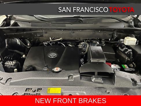 Used 2018 Toyota Highlander SE image 43