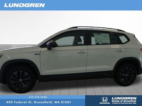 Used 2024 Volkswagen Taos S FWD image 4