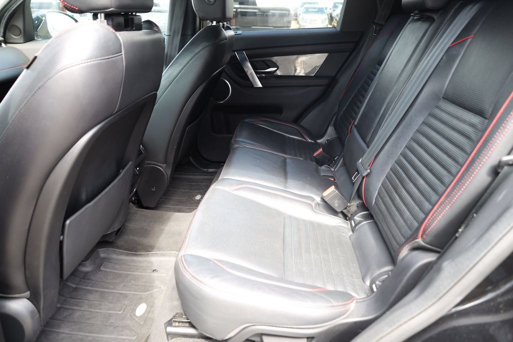 Used 2020 Land Rover Discovery Sport SE R-Dynamic AWD/4WD image 17